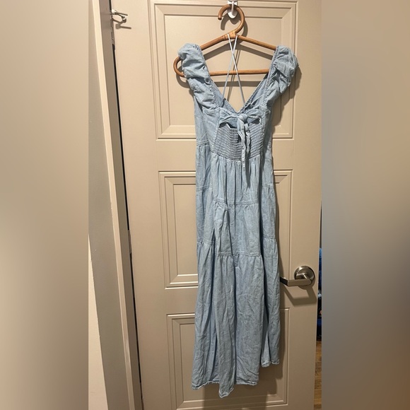 Old Navy Jean Maxi Dress - Picture 2 of 5